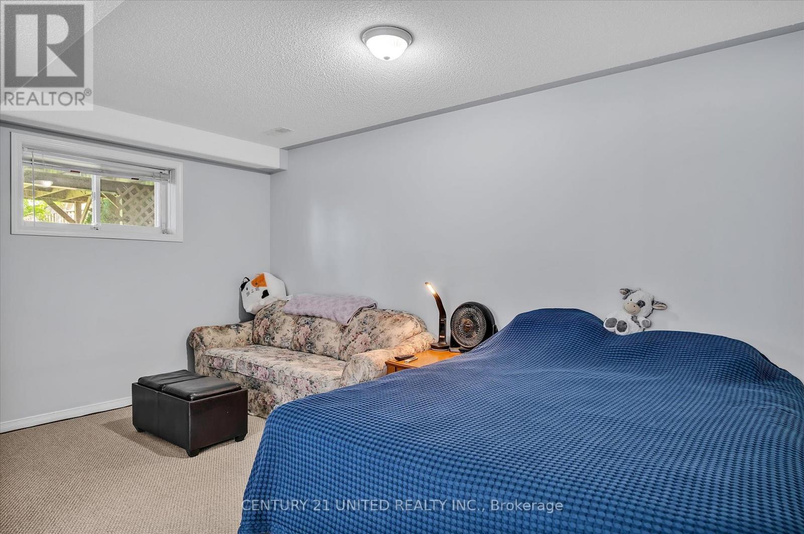 610 Clancy Crescent, Peterborough West (South), Ontario  K9K 2S2 - Photo 38 - X12293915