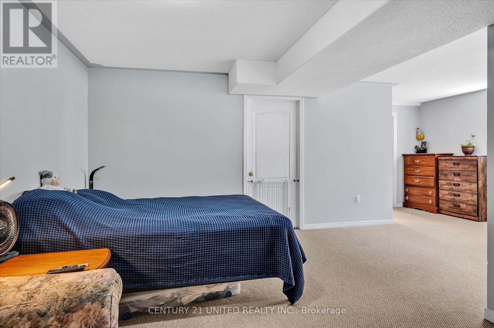 610 Clancy Crescent, Peterborough West (South), Ontario  K9K 2S2 - Photo 40 - X12293915