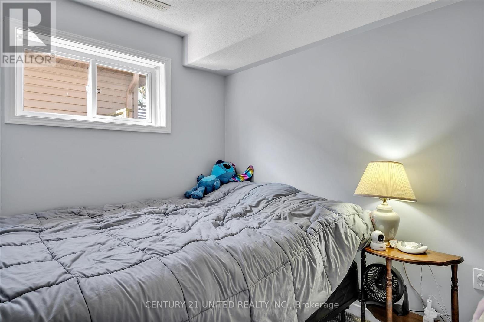 610 Clancy Crescent, Peterborough West (South), Ontario  K9K 2S2 - Photo 42 - X12293915