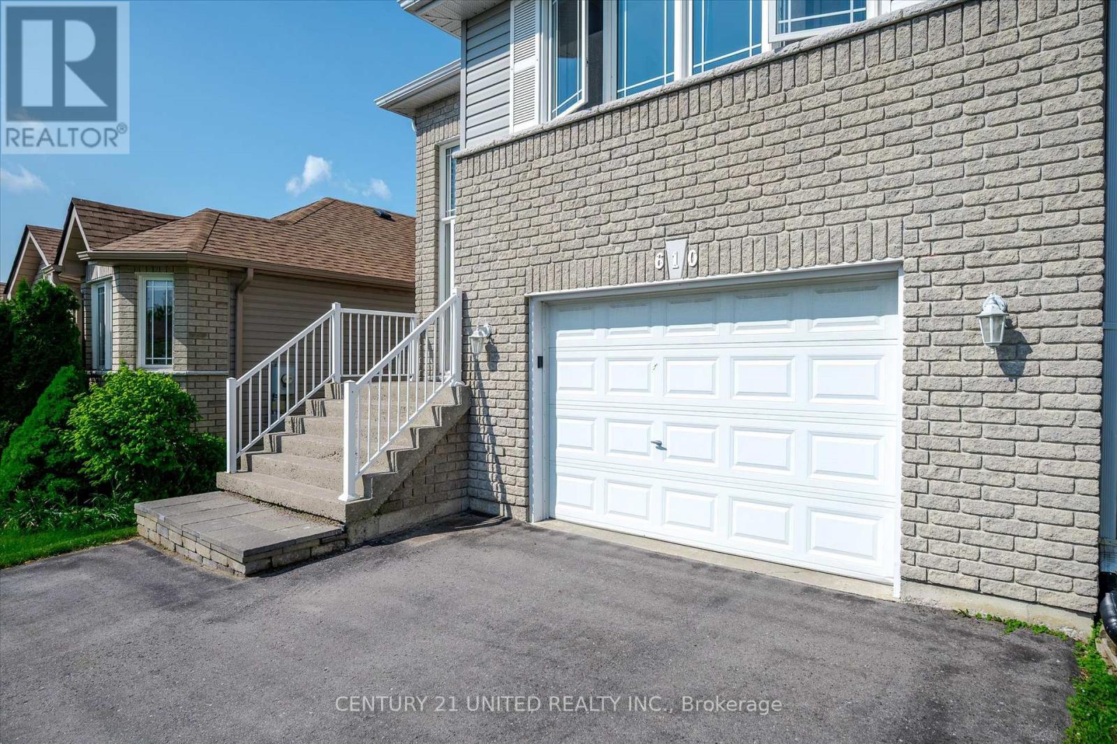 610 Clancy Crescent, Peterborough West (South), Ontario  K9K 2S2 - Photo 5 - X12293915