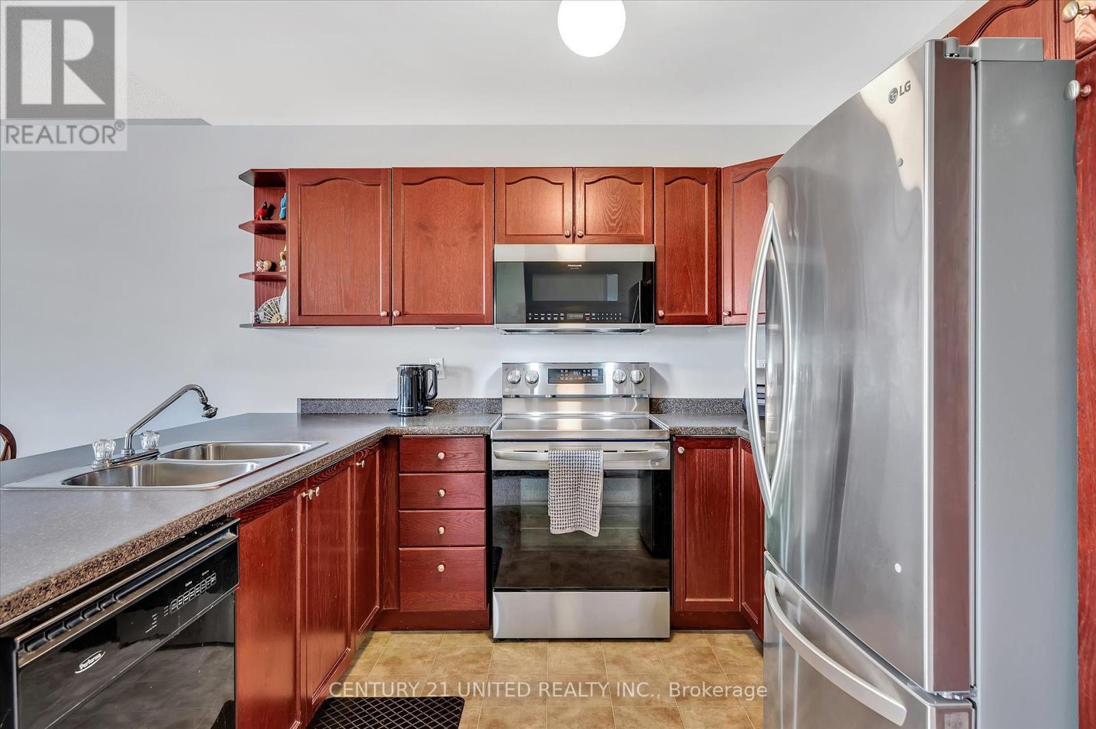 610 Clancy Crescent, Peterborough West (South), Ontario  K9K 2S2 - Photo 9 - X12293915