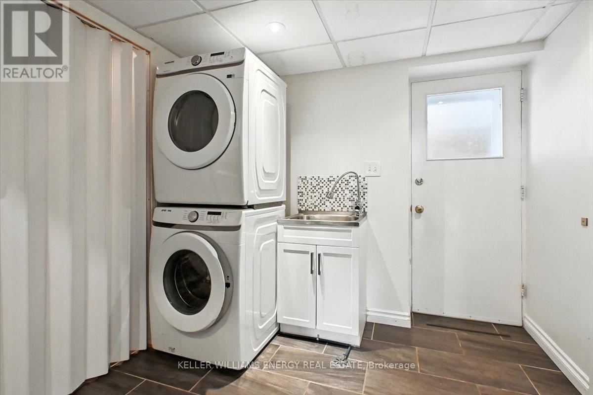76 Maple Crescent, Peterborough West (North), Ontario  K9J 6V5 - Photo 22 - X12293922