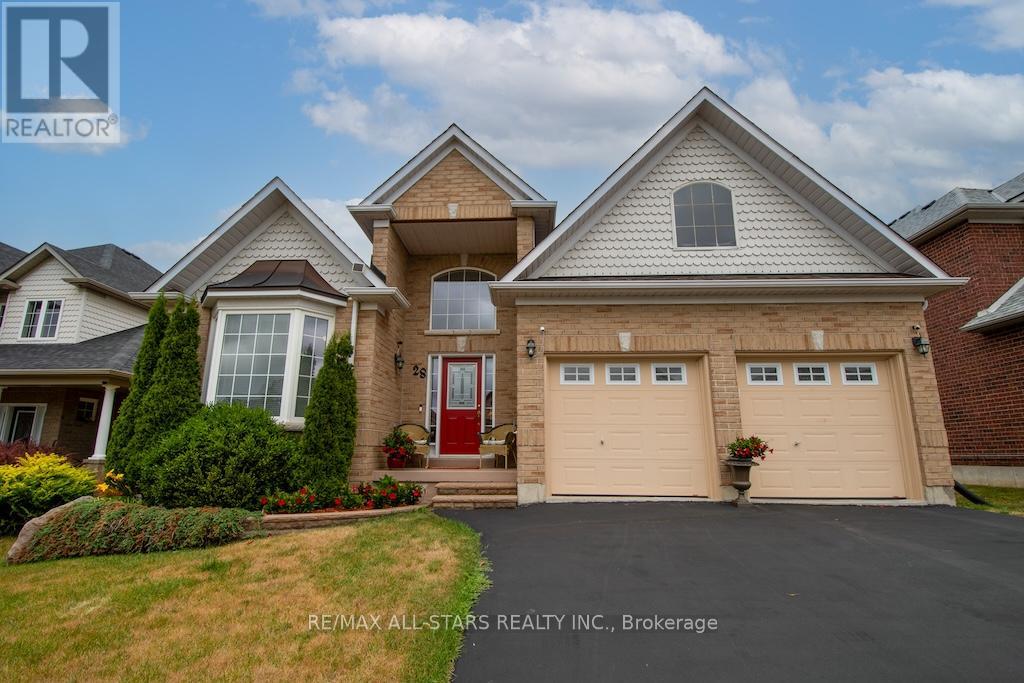 28 Ellis Crescent, Kawartha Lakes (Lindsay), Ontario  K9V 0A5 - Photo 1 - X12294002