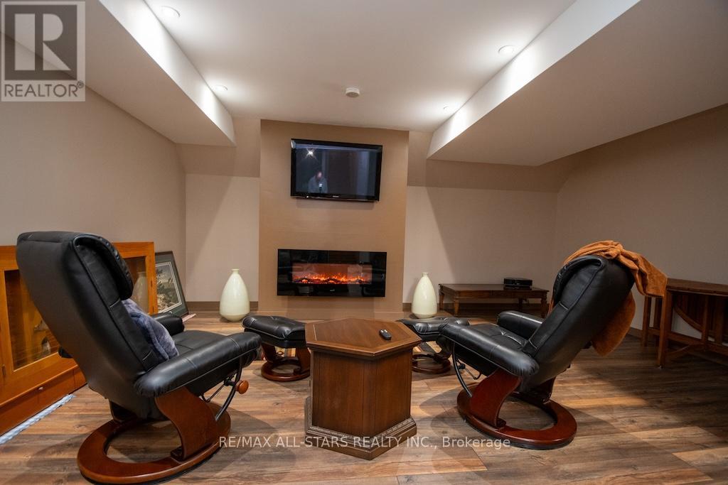 28 Ellis Crescent, Kawartha Lakes (Lindsay), Ontario  K9V 0A5 - Photo 28 - X12294002