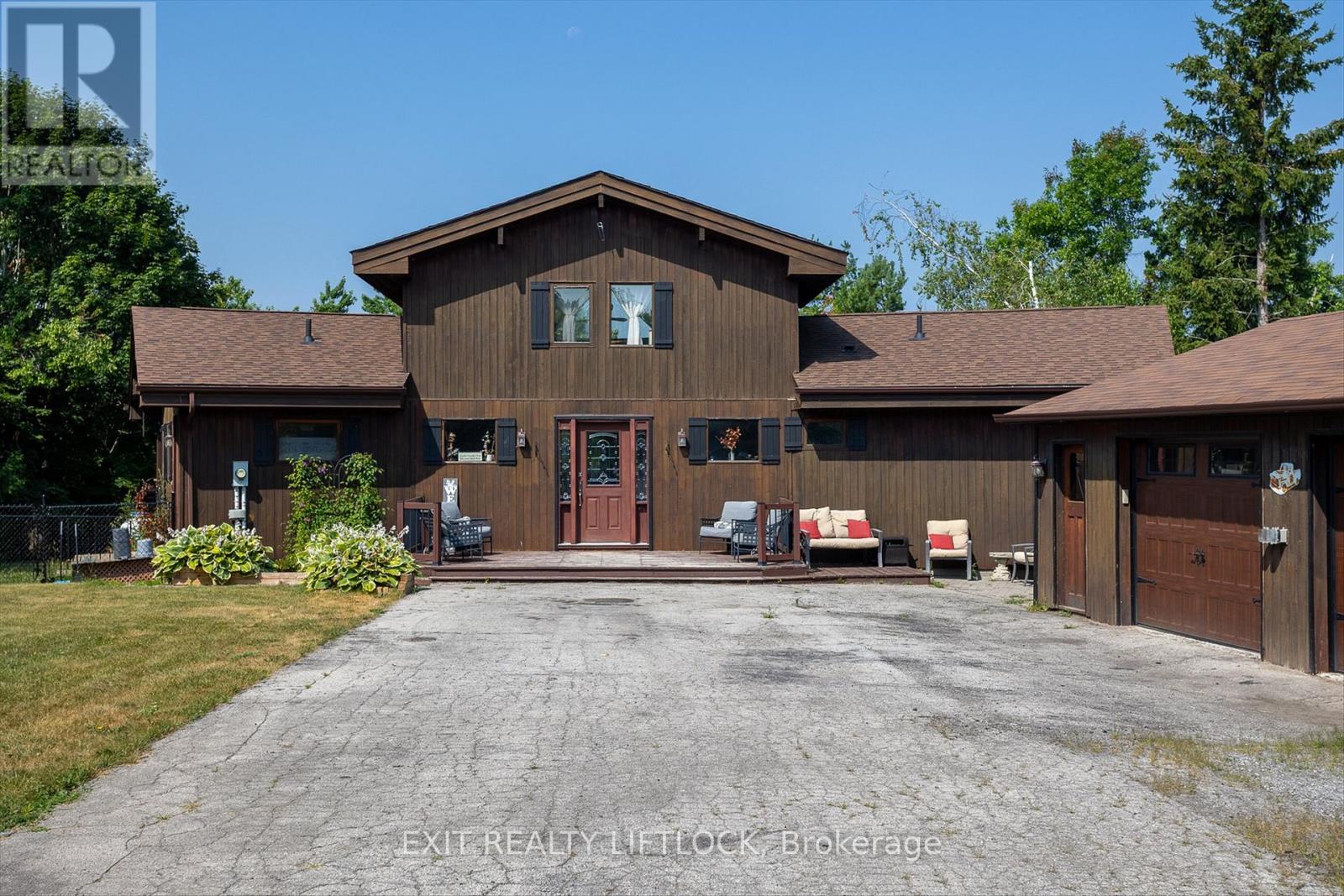 25 Balsam Road, Kawartha Lakes (Fenelon), Ontario  K9V 4R6 - Photo 2 - X12294236