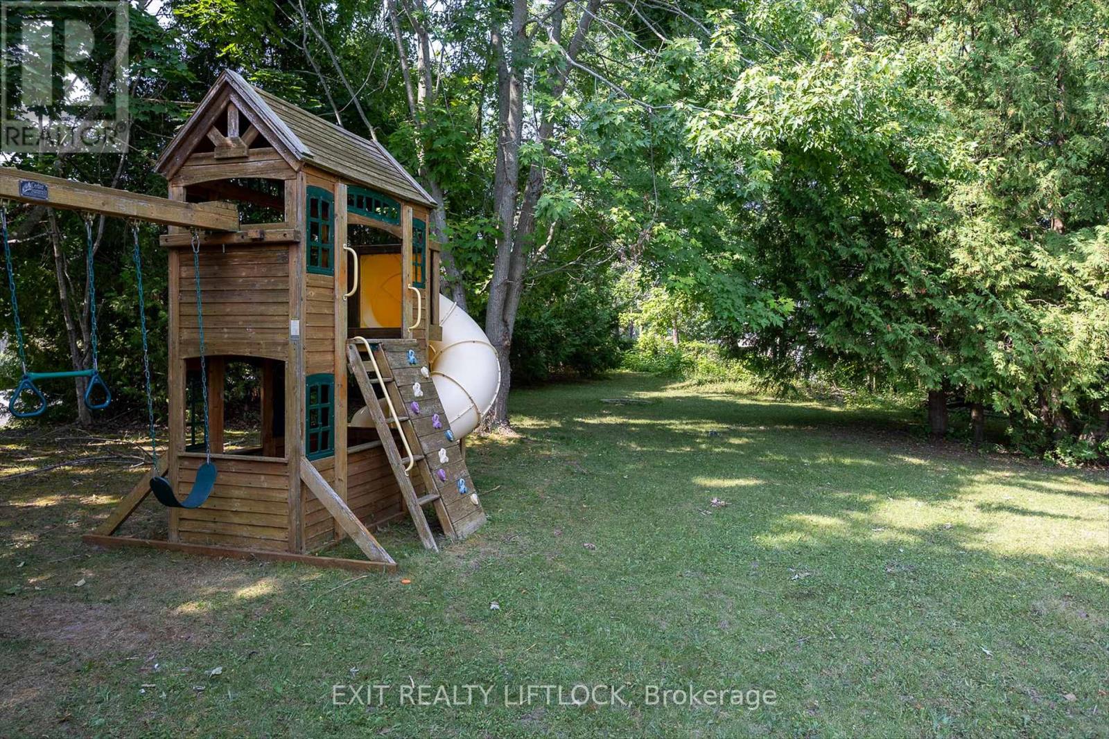 25 Balsam Road, Kawartha Lakes (Fenelon), Ontario  K9V 4R6 - Photo 42 - X12294236