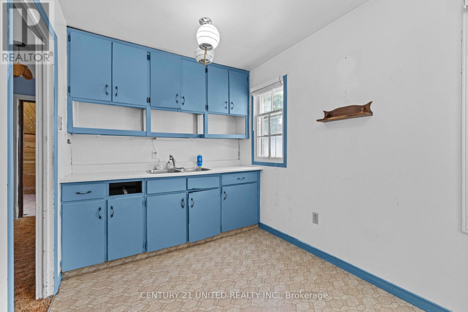 249 Woodbine Avenue, Peterborough East (Central), Ontario  K9H 1N8 - Photo 10 - X12294250