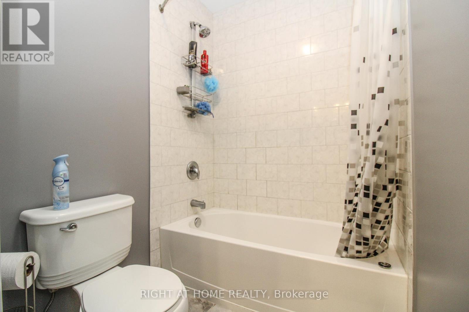 518 Joslin Street, Peterborough North (North), Ontario  K9J 6X3 - Photo 28 - X12294314