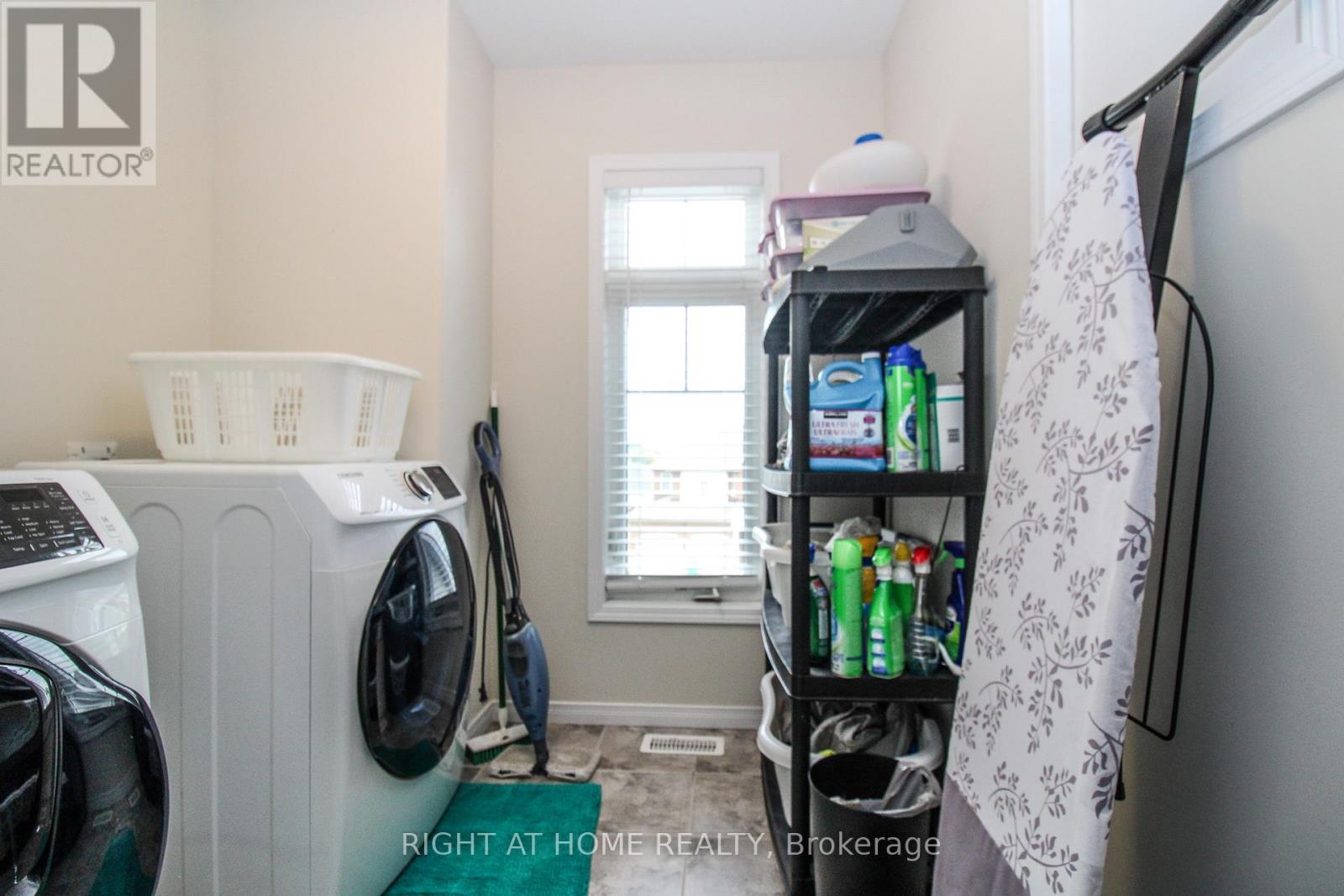 518 Joslin Street, Peterborough North (North), Ontario  K9J 6X3 - Photo 31 - X12294314