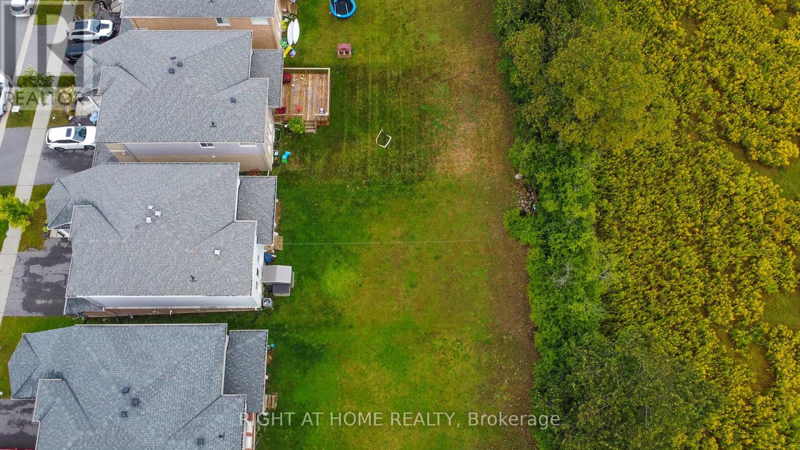518 Joslin Street, Peterborough North (North), Ontario  K9J 6X3 - Photo 6 - X12294314