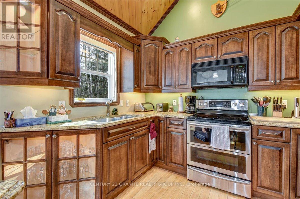 52 Nicklaus Drive, Bancroft (Bancroft Ward), Ontario  K0L 1C0 - Photo 9 - X12294647
