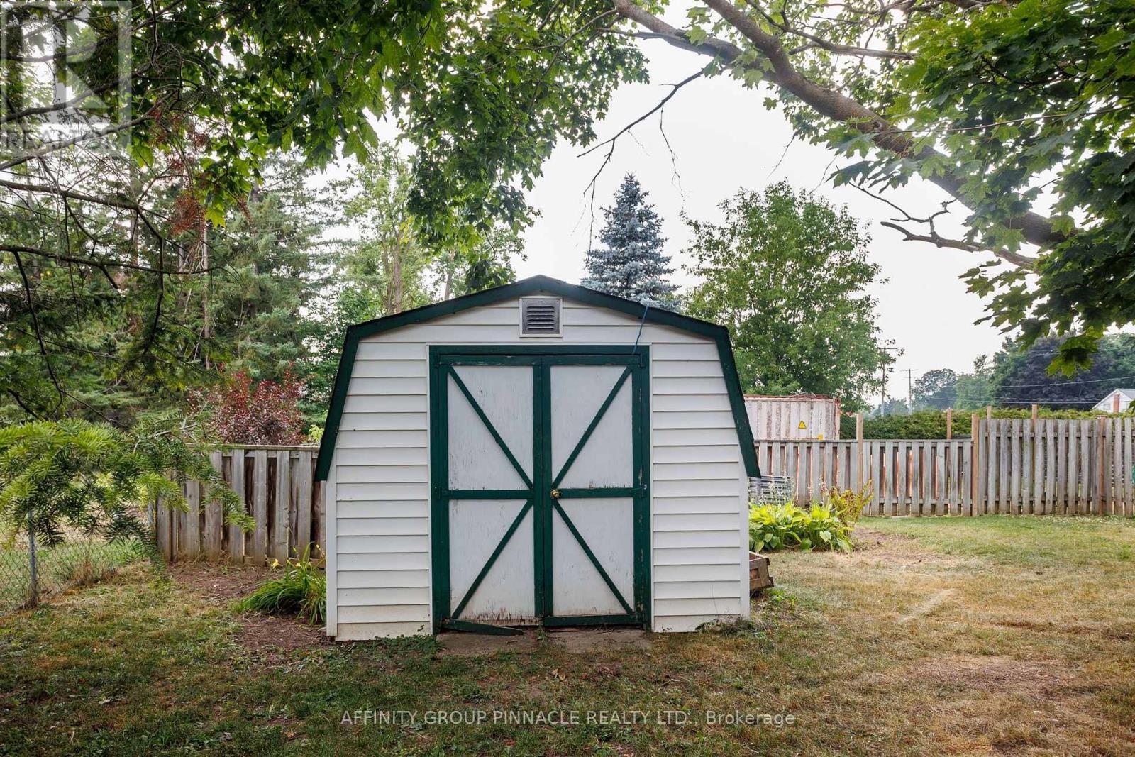 3 Duke Street, Kawartha Lakes (Lindsay), Ontario  K9V 2K5 - Photo 13 - X12294899