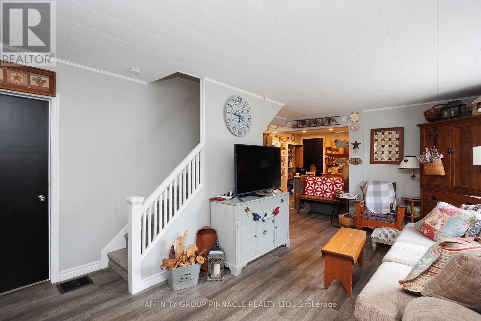 3 Duke Street, Kawartha Lakes (Lindsay), Ontario  K9V 2K5 - Photo 38 - X12294899