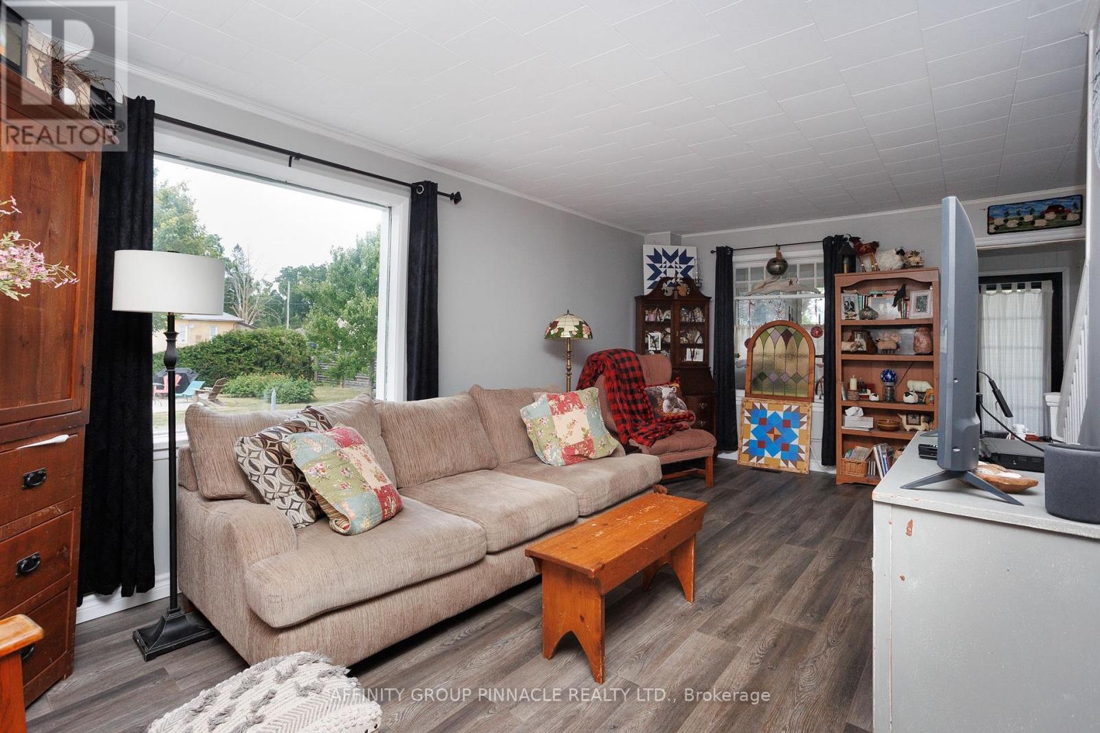 3 Duke Street, Kawartha Lakes (Lindsay), Ontario  K9V 2K5 - Photo 39 - X12294899