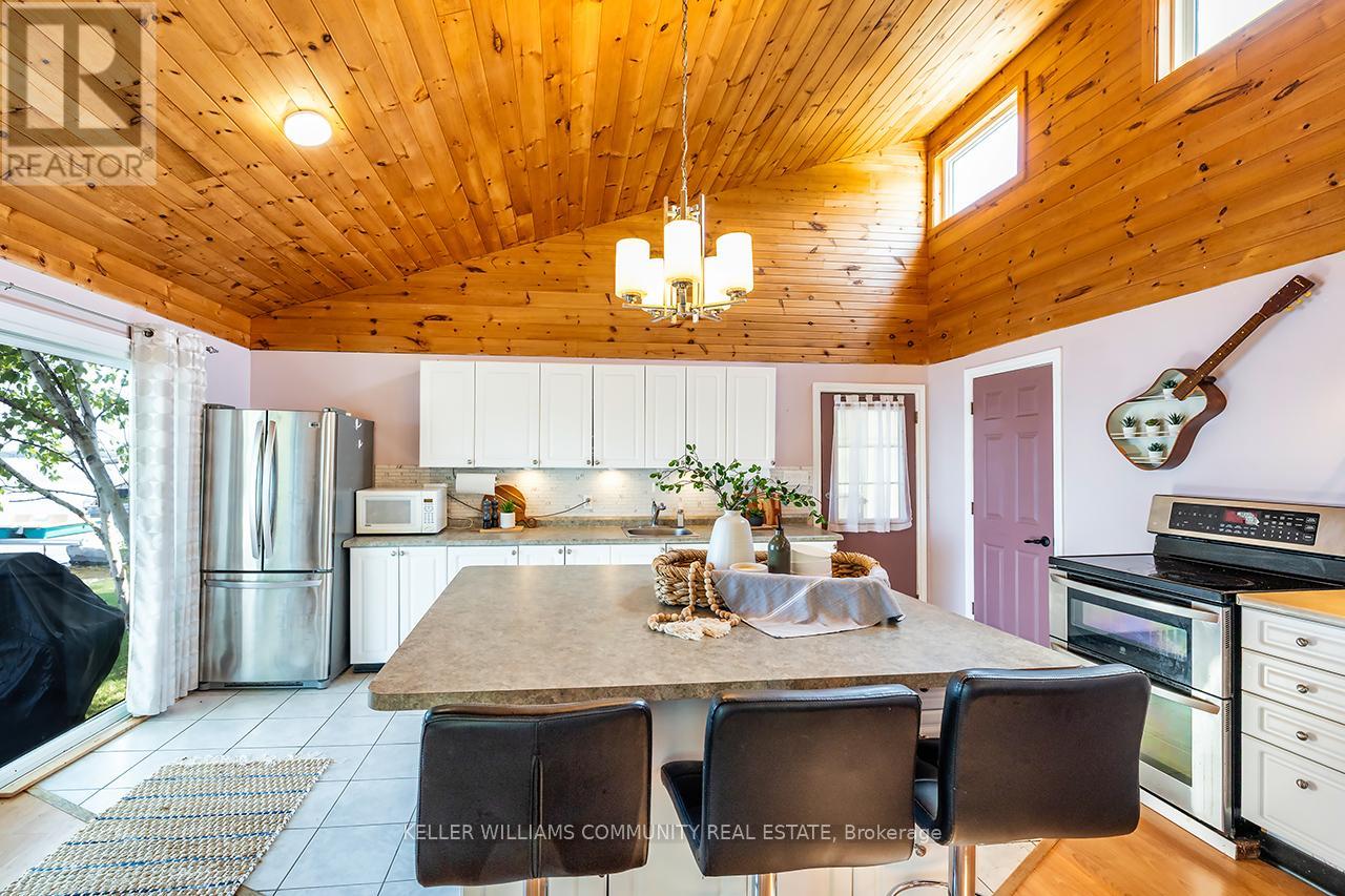 1370 Dunmanus Drive, Selwyn, Ontario  K0L 1T0 - Photo 25 - X12295585
