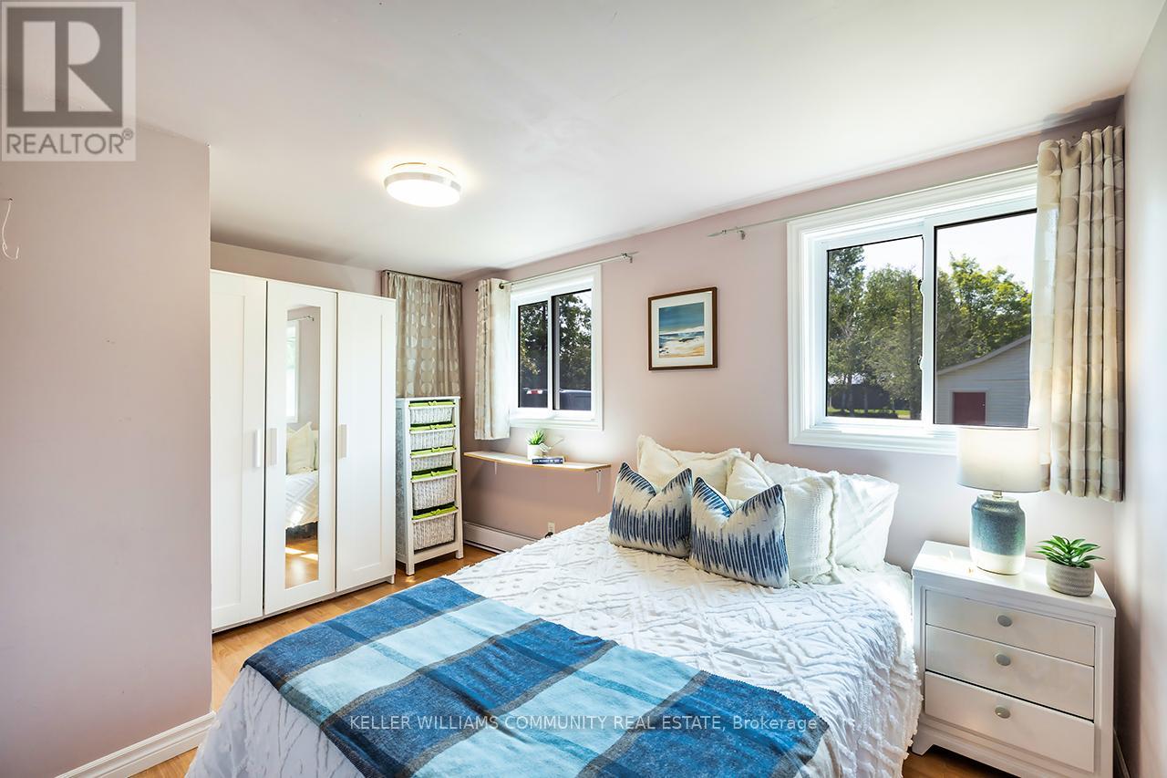 1370 Dunmanus Drive, Selwyn, Ontario  K0L 1T0 - Photo 32 - X12295585