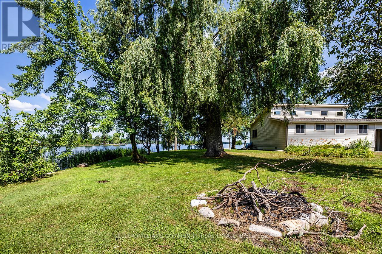 1370 Dunmanus Drive, Selwyn, Ontario  K0L 1T0 - Photo 37 - X12295585