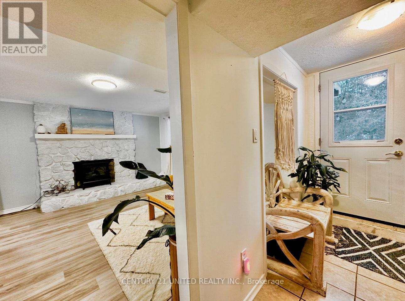 252 Queen Street, Selwyn, Ontario  K0L 2H0 - Photo 29 - X12295640