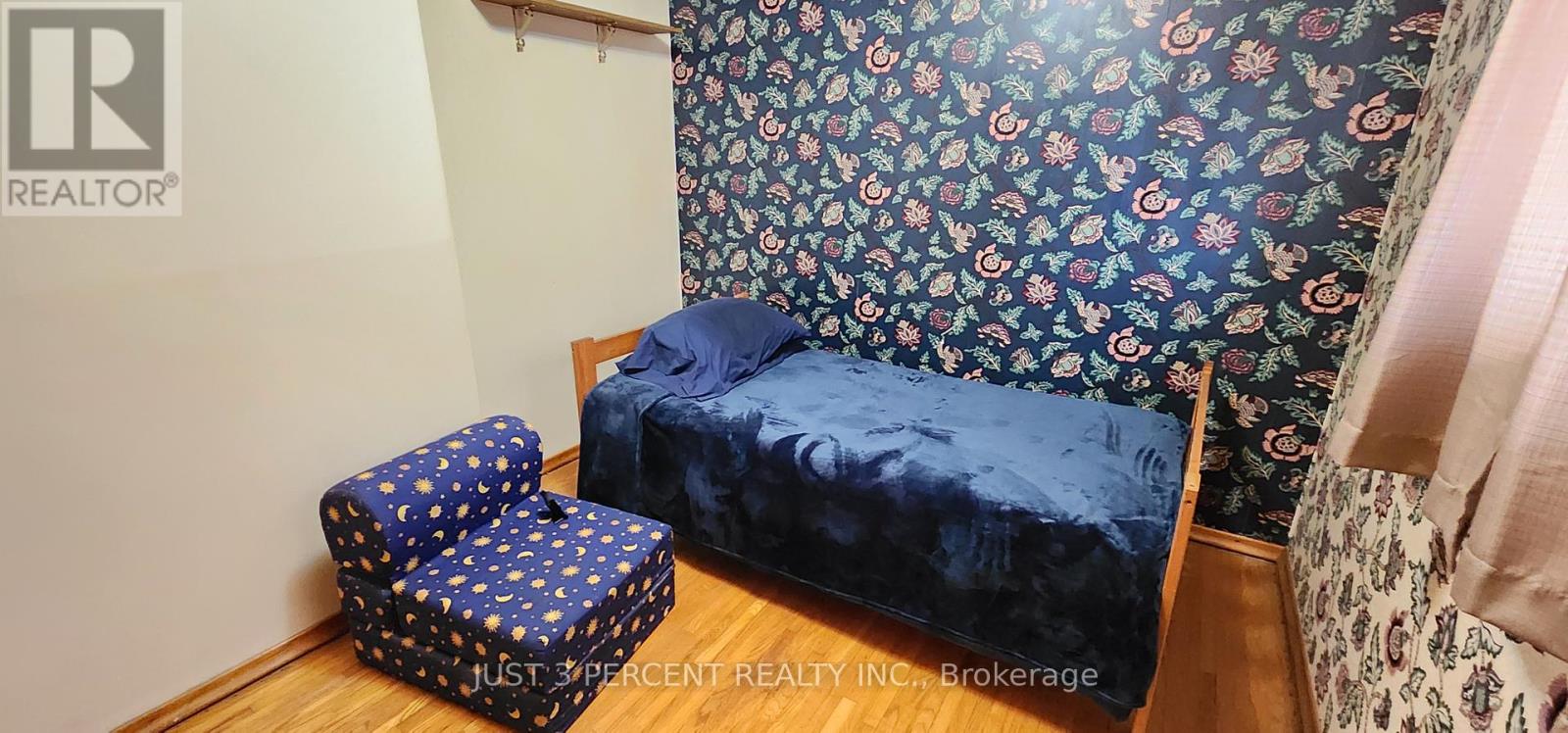 1087 St Paul's Street, Peterborough North (South), Ontario  K9H 6J7 - Photo 26 - X12295718