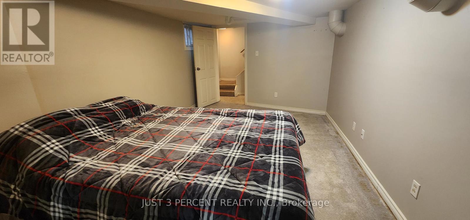 1087 St Paul's Street, Peterborough North (South), Ontario  K9H 6J7 - Photo 27 - X12295718
