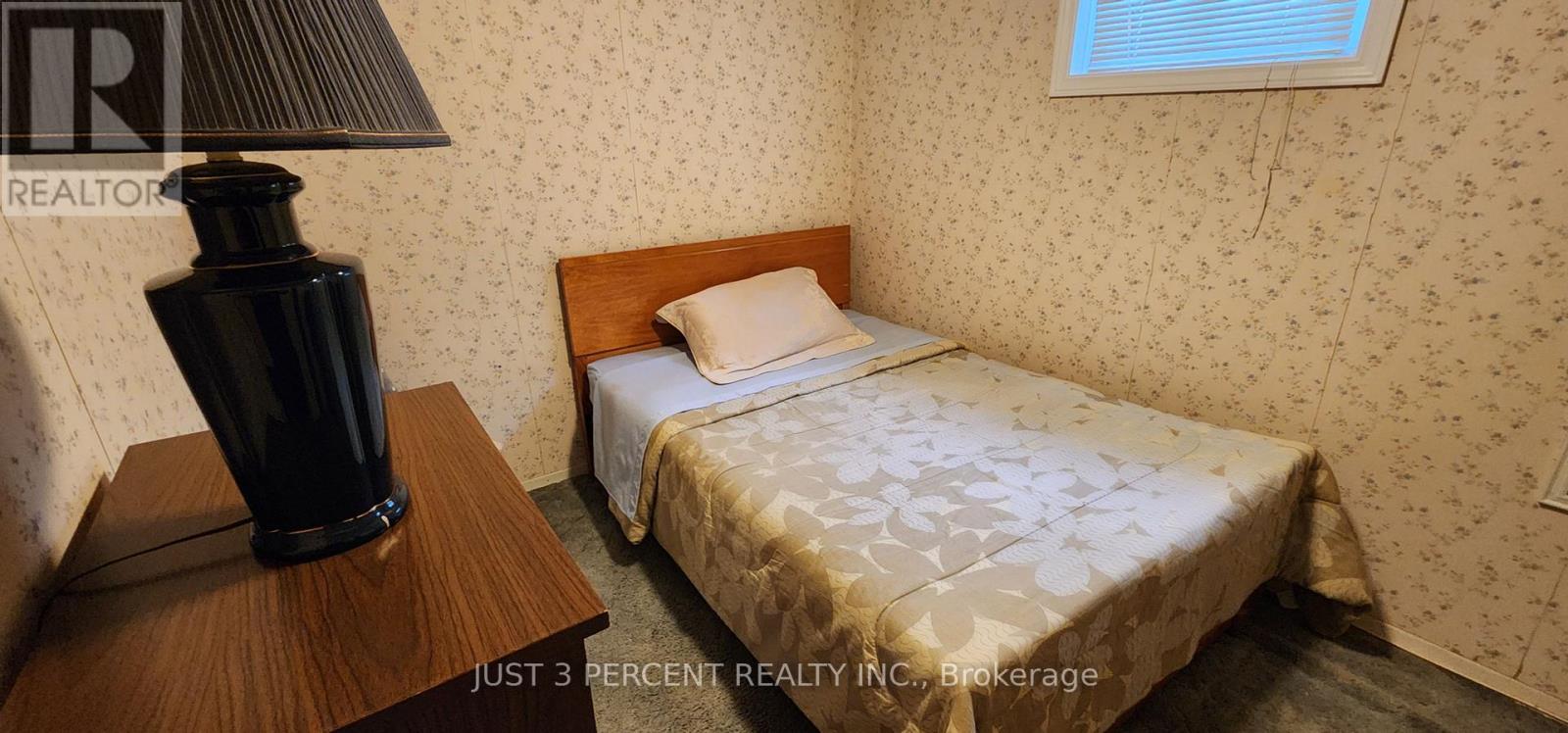 1087 St Paul's Street, Peterborough North (South), Ontario  K9H 6J7 - Photo 32 - X12295718