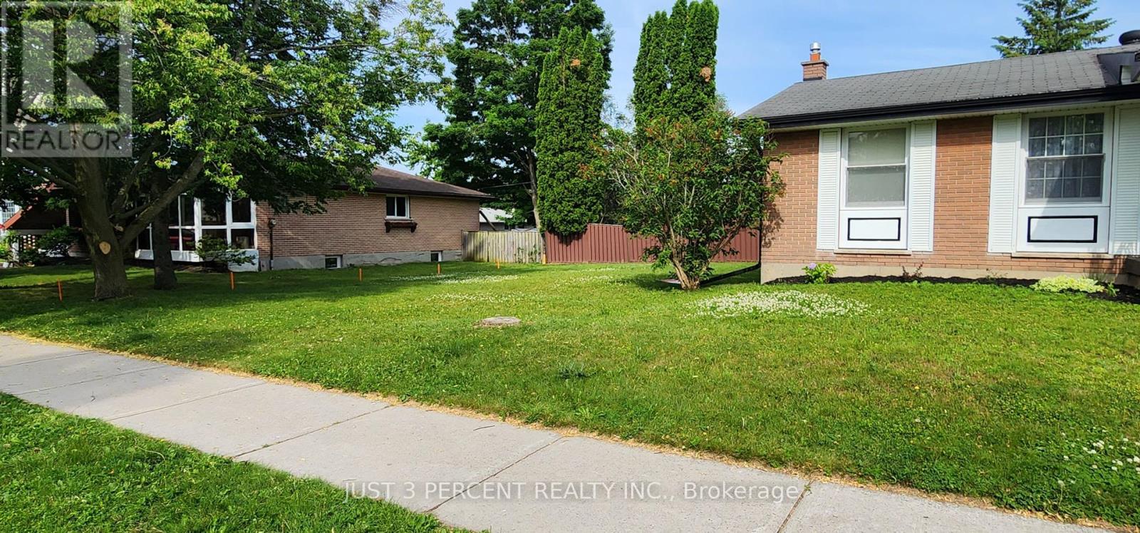 1087 St Paul's Street, Peterborough North (South), Ontario  K9H 6J7 - Photo 40 - X12295718