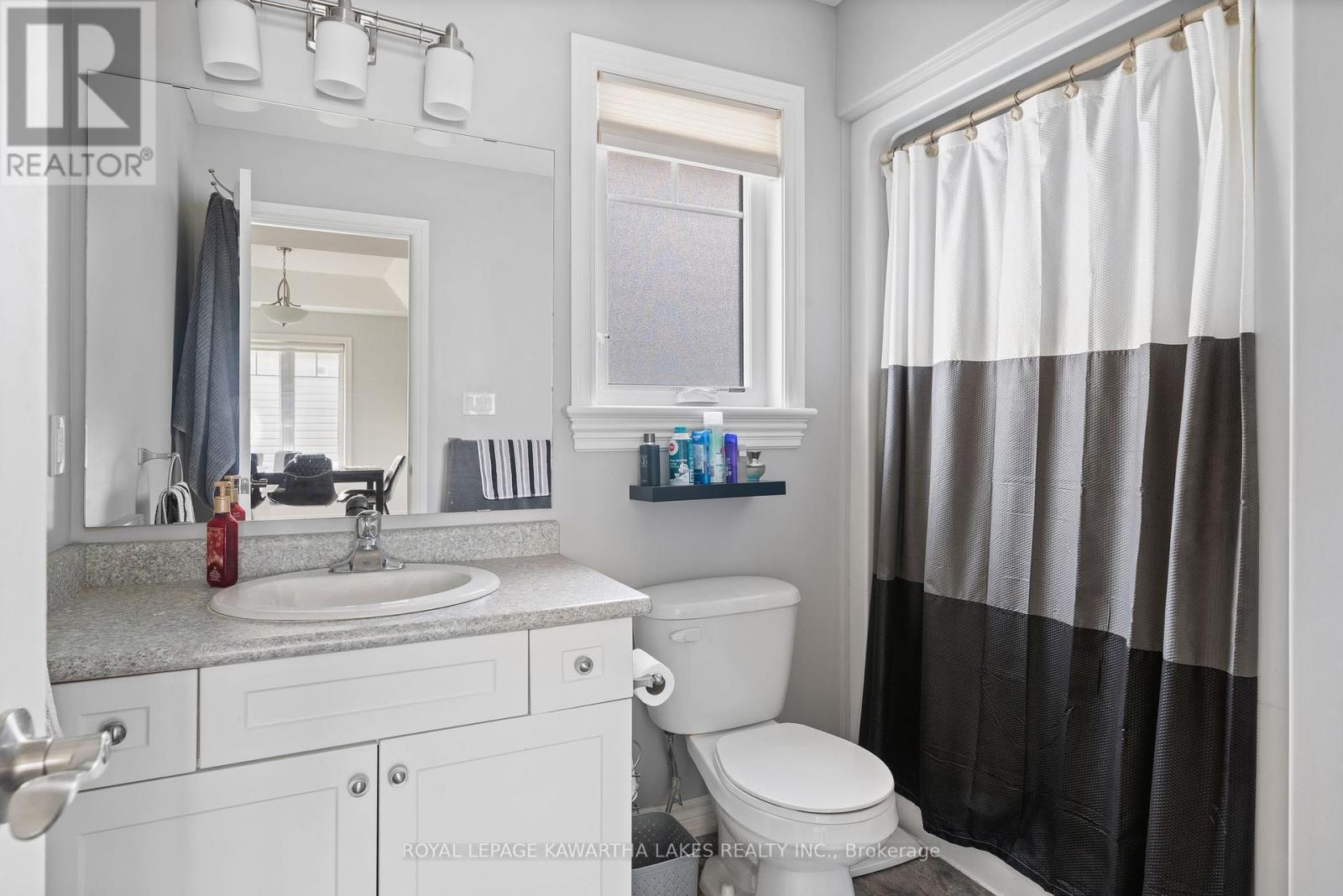 20 Lisbeth Crescent, Kawartha Lakes (Lindsay), Ontario  K9V 0C9 - Photo 20 - X12297290