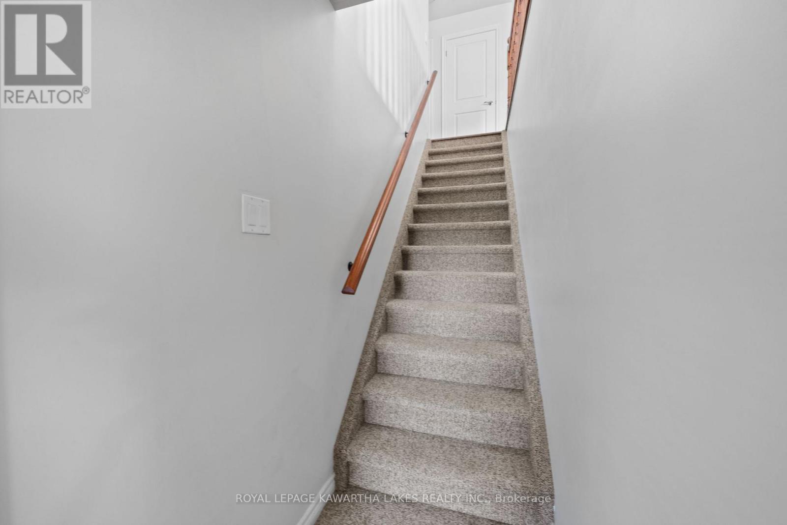 20 Lisbeth Crescent, Kawartha Lakes (Lindsay), Ontario  K9V 0C9 - Photo 21 - X12297290