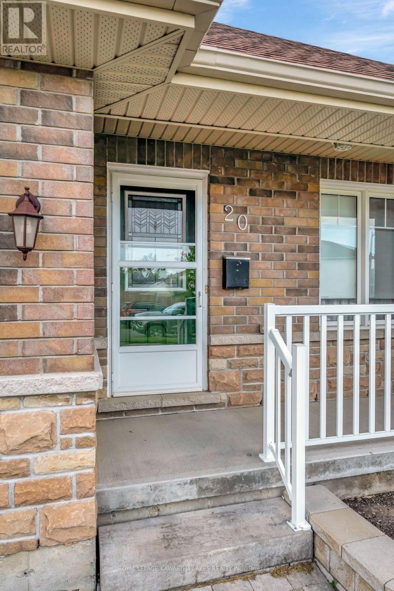 20 Lisbeth Crescent, Kawartha Lakes (Lindsay), Ontario  K9V 0C9 - Photo 4 - X12297290
