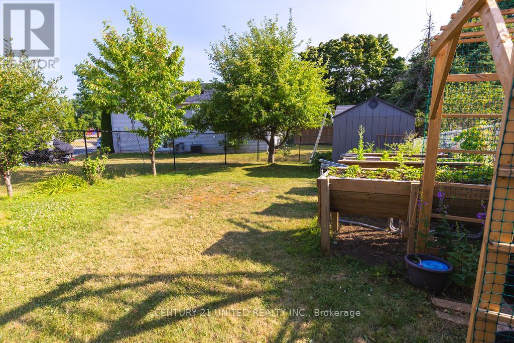 1141 Huntington Circle, Peterborough West (South), Ontario  K9K 2B1 - Photo 14 - X12297814