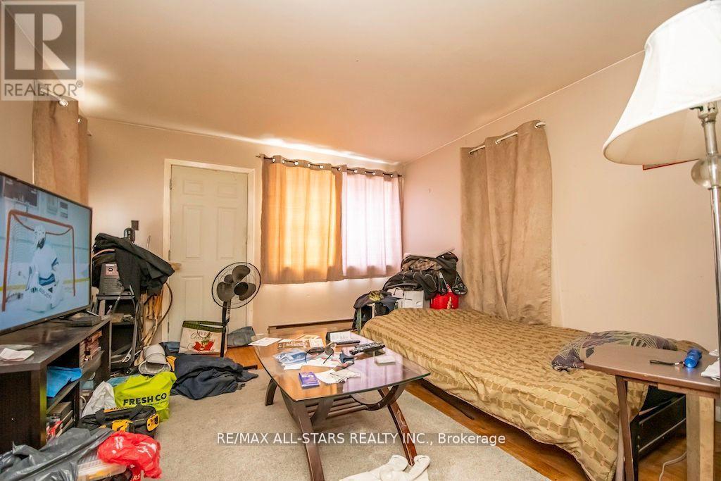 833 Crawford Drive, Peterborough South (West), Ontario  K9J 3W9 - Photo 12 - X12298579