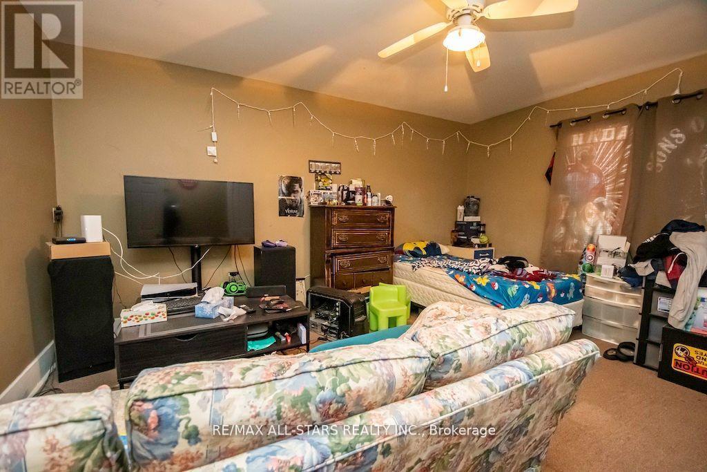 833 Crawford Drive, Peterborough South (West), Ontario  K9J 3W9 - Photo 15 - X12298579