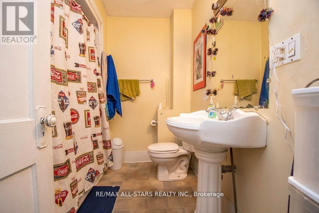 833 Crawford Drive, Peterborough South (West), Ontario  K9J 3W9 - Photo 17 - X12298579