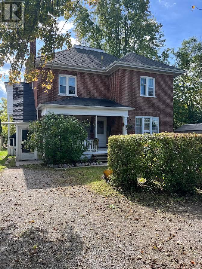833 Crawford Drive, Peterborough South (West), Ontario  K9J 3W9 - Photo 2 - X12298579