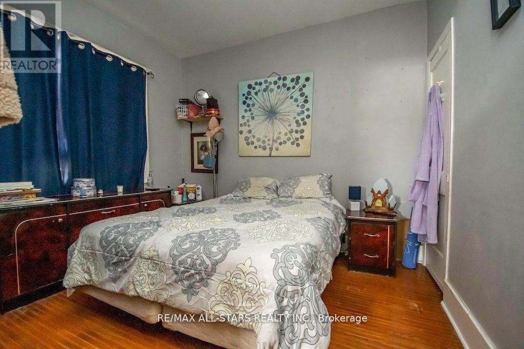 833 Crawford Drive, Peterborough South (West), Ontario  K9J 3W9 - Photo 7 - X12298579