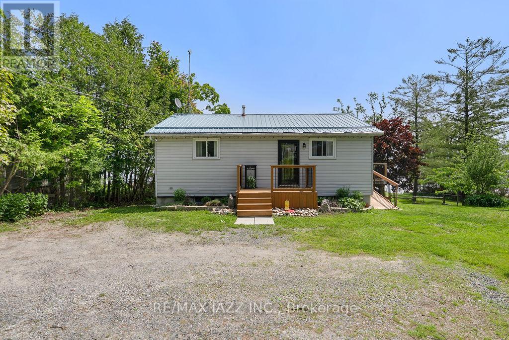 44 Butternut Drive, Kawartha Lakes (Fenelon), Ontario  K9V 4R1 - Photo 2 - X12298592
