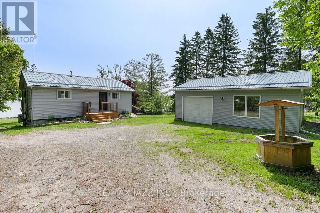 44 Butternut Drive, Kawartha Lakes (Fenelon), Ontario  K9V 4R1 - Photo 4 - X12298592
