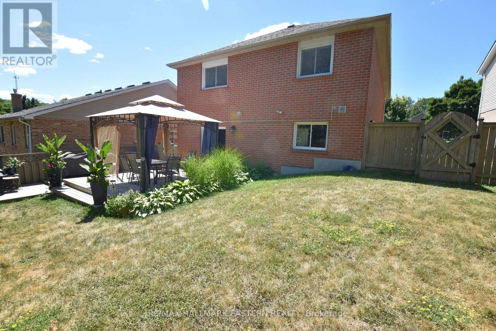 1362 Bobolink Court, Peterborough West (North), Ontario  K9K 2H9 - Photo 18 - X12299700