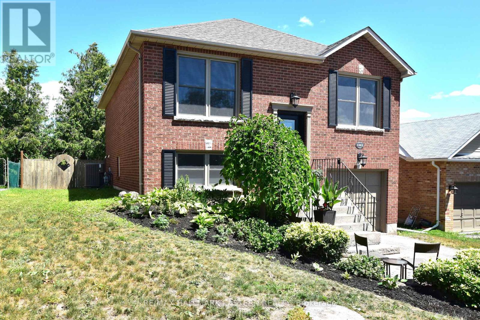 1362 Bobolink Court, Peterborough West (North), Ontario  K9K 2H9 - Photo 3 - X12299700