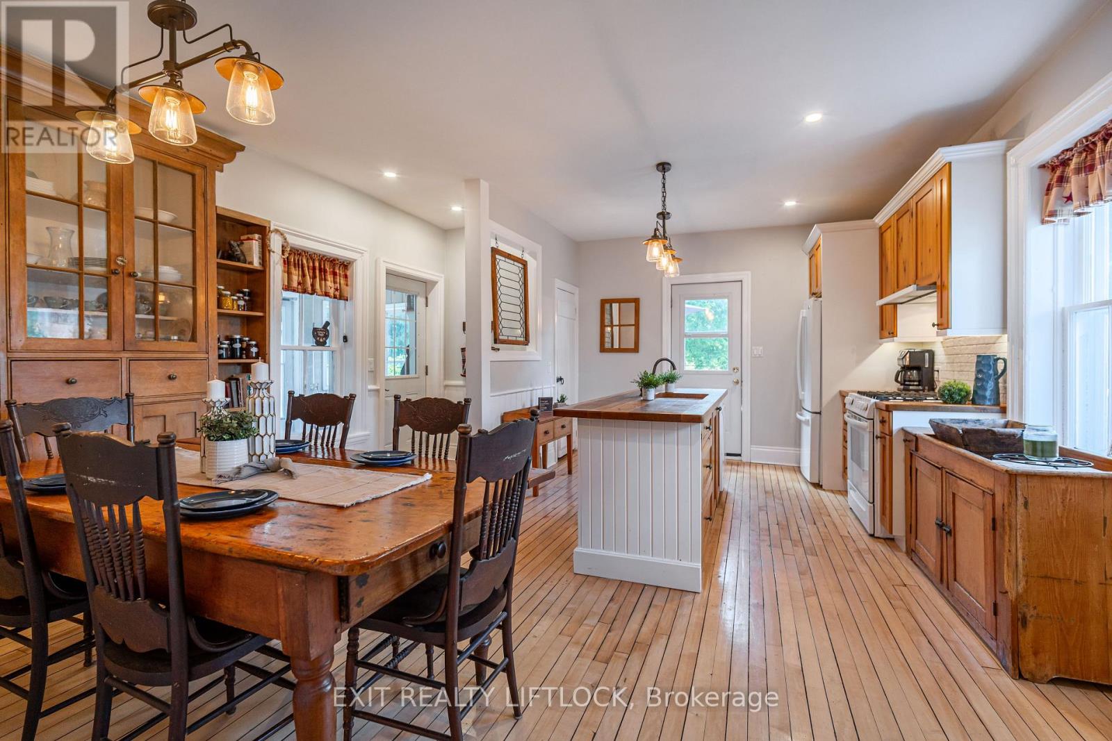 174 County Road 28 Road, Cavan Monaghan (Cavan Twp), Ontario  L0A 1G0 - Photo 12 - X12299753