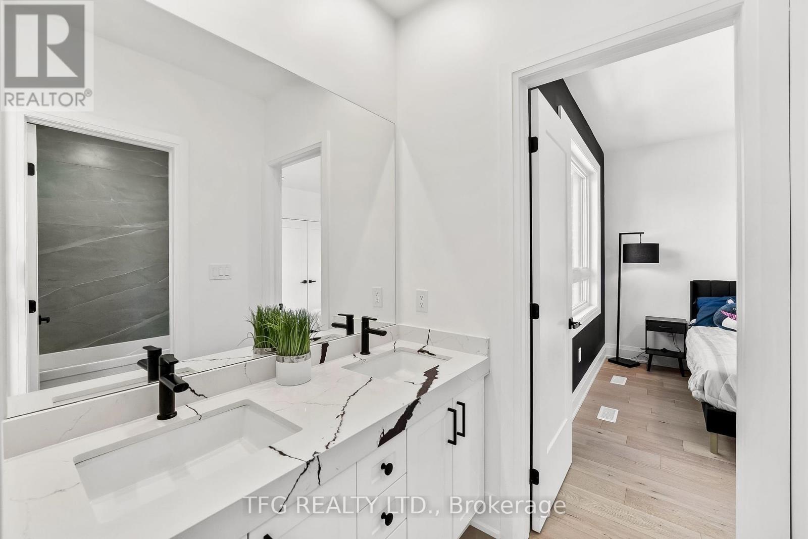 678 Otonabee Drive, Peterborough South (East), Ontario  K9J 7P9 - Photo 28 - X12299898