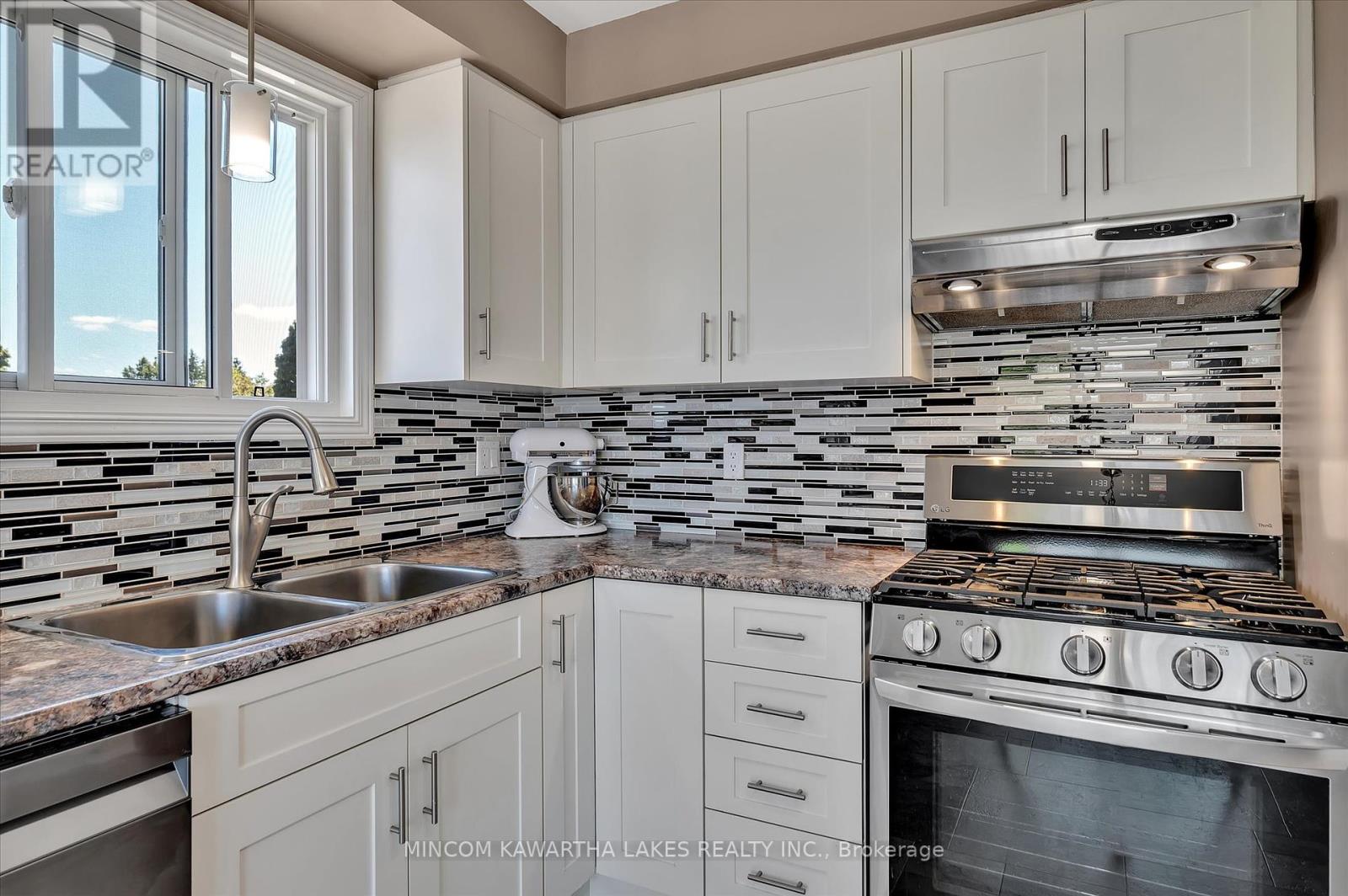 1338 Wildlark Drive, Peterborough West (North), Ontario  K9K 2J4 - Photo 13 - X12300210