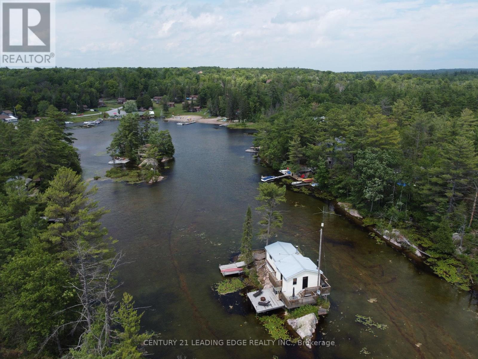 3402 Island 340, Galway-Cavendish And Harvey, Ontario  K0L 1J0 - Photo 15 - X12300333