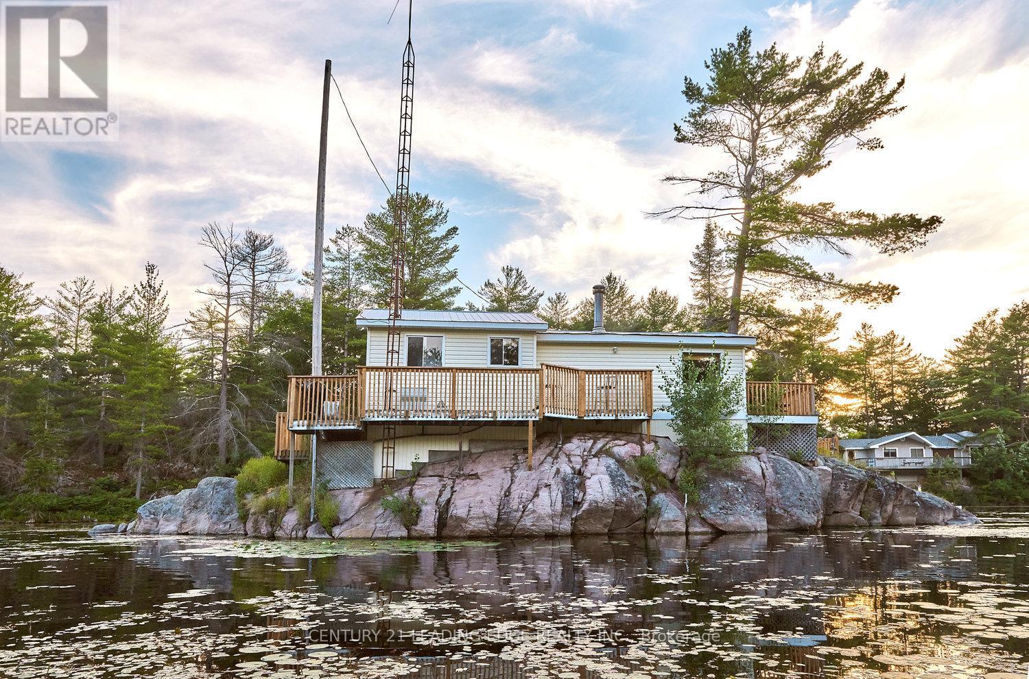 3402 Island 340, Galway-Cavendish And Harvey, Ontario  K0L 1J0 - Photo 3 - X12300333