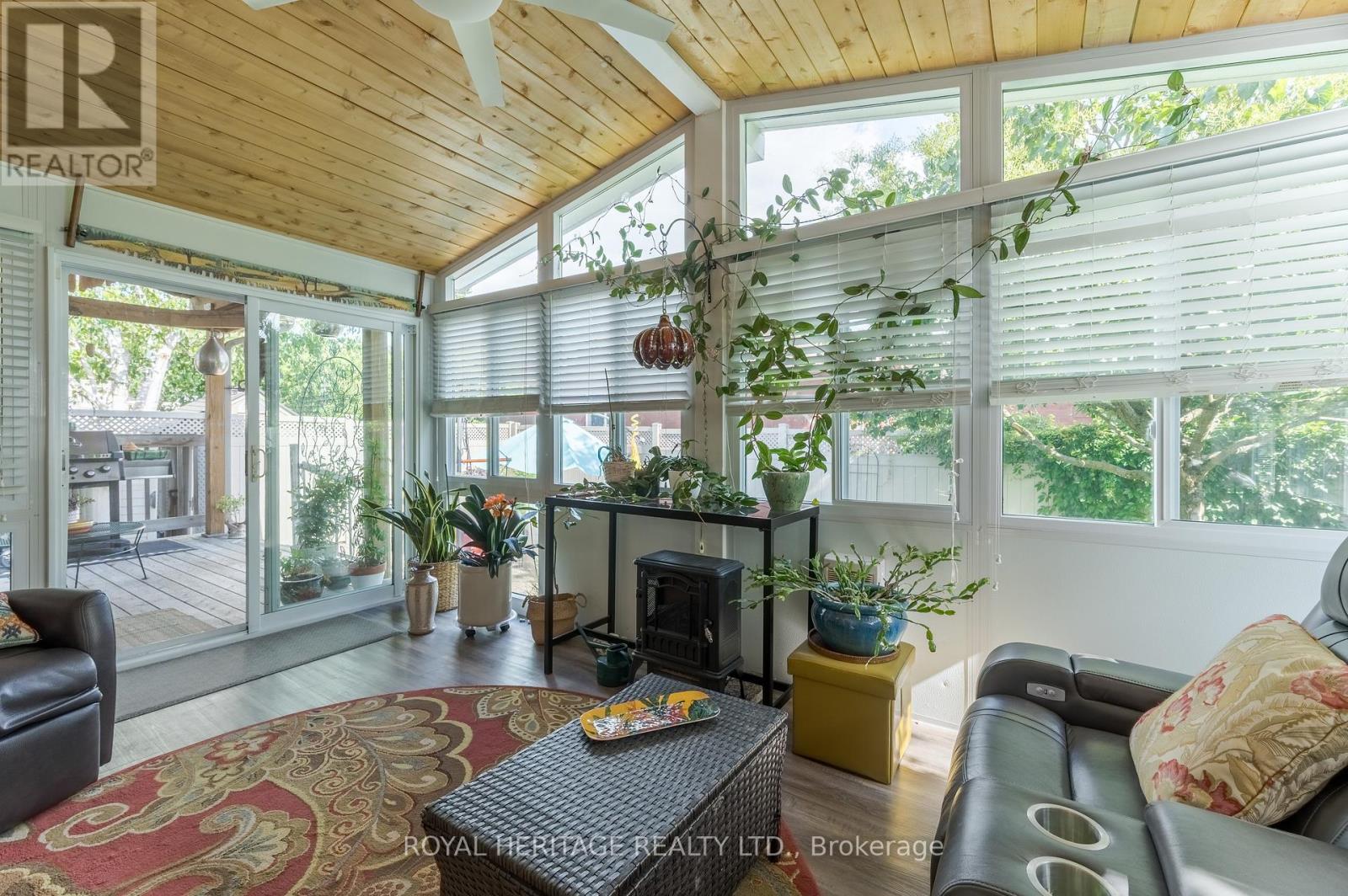 1943 Cherryhill Road, Peterborough West (Central), Ontario  K9K 2K5 - Photo 18 - X12301579