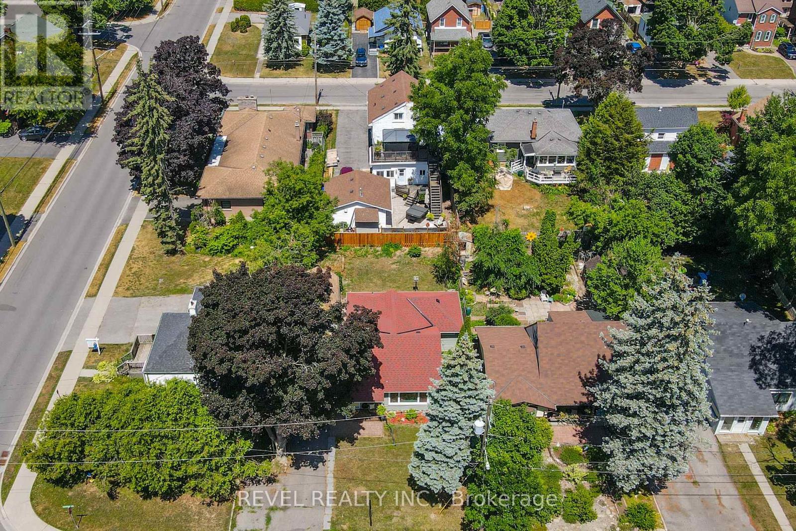 224 Ardmore Avenue, Kawartha Lakes (Lindsay), Ontario  K9V 2T5 - Photo 36 - X12301667