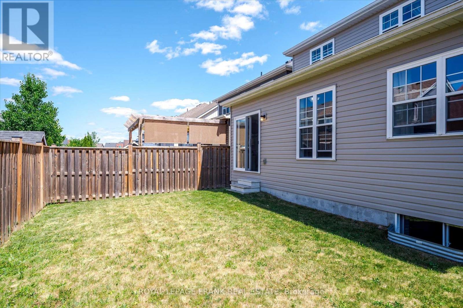 562 Grange Way, Peterborough North (North), Ontario  K9H 0G5 - Photo 21 - X12301812