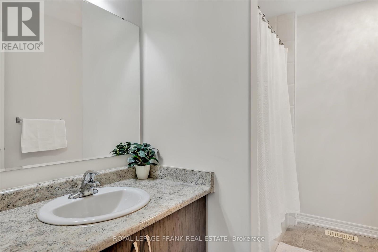 562 Grange Way, Peterborough North (North), Ontario  K9H 0G5 - Photo 26 - X12301812