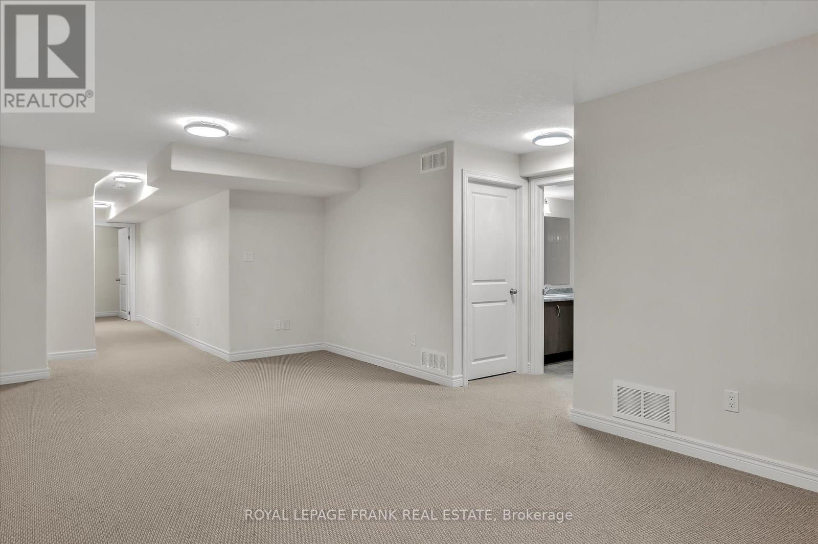 562 Grange Way, Peterborough North (North), Ontario  K9H 0G5 - Photo 42 - X12301812