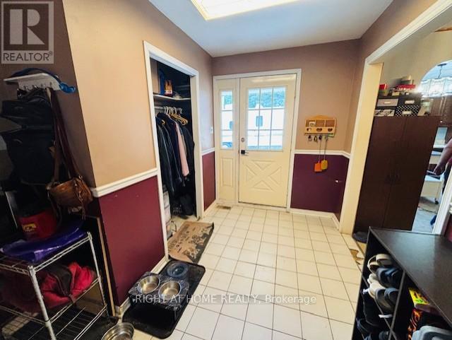 1649 Whittington Drive, Peterborough West (South), Ontario  K9J 6X6 - Photo 12 - X12302443